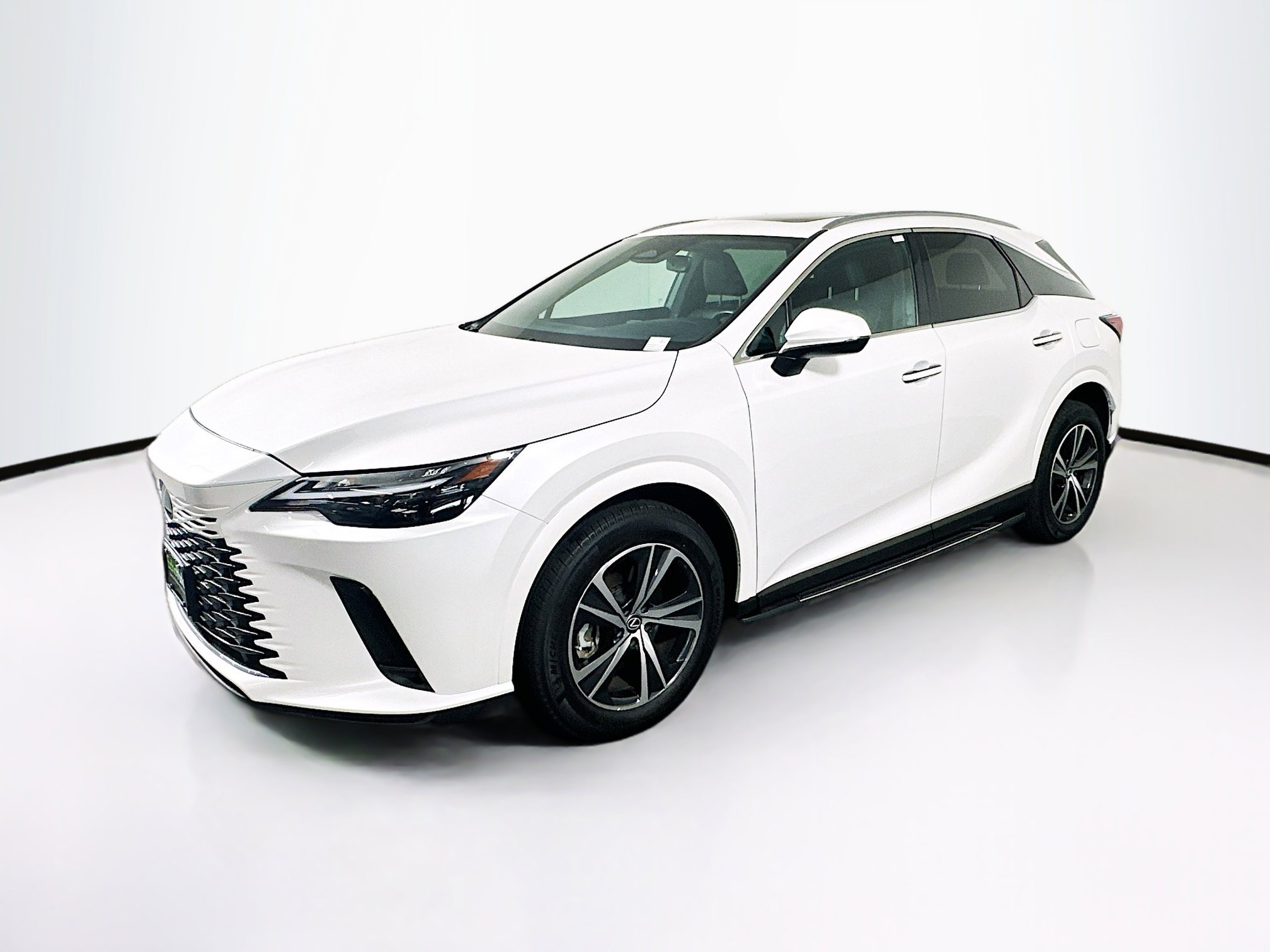 Used 2024 Lexus RX 350 FWD w/ Technology Package image 3