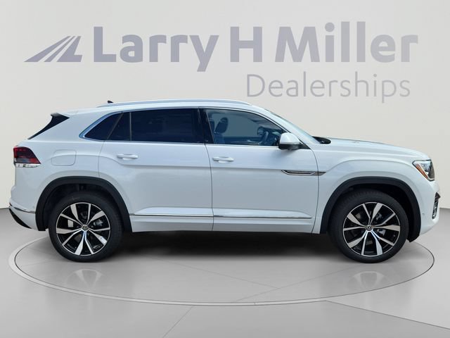 New 2026 Volkswagen Atlas Cross Sport SEL Premium R-Line AWD/4WD image 6