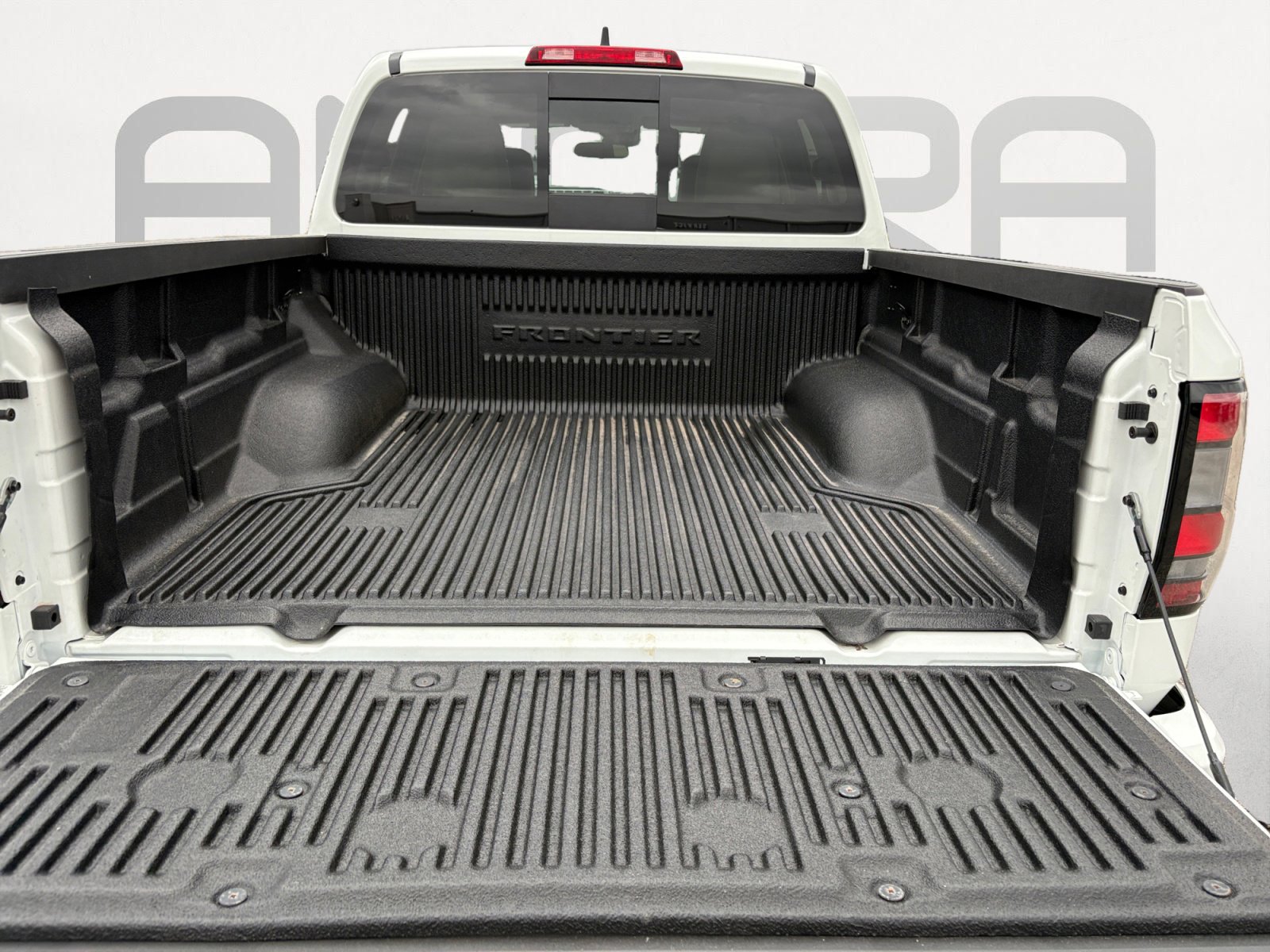 Used 2025 Nissan Frontier SV RWD image 12