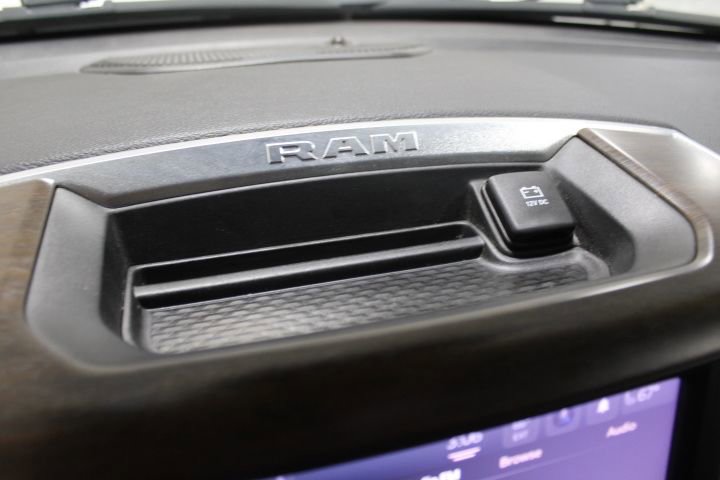Used 2022 RAM 1500 Laramie image 45