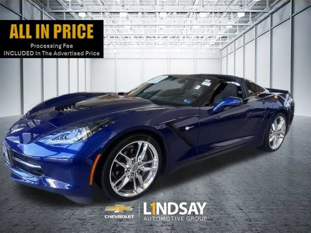 Used 2017 Chevrolet Corvette Stingray Coupe w/ 1LT RWD image 1