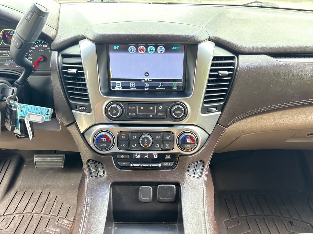 Used 2018 Chevrolet Suburban LT RWD image 22