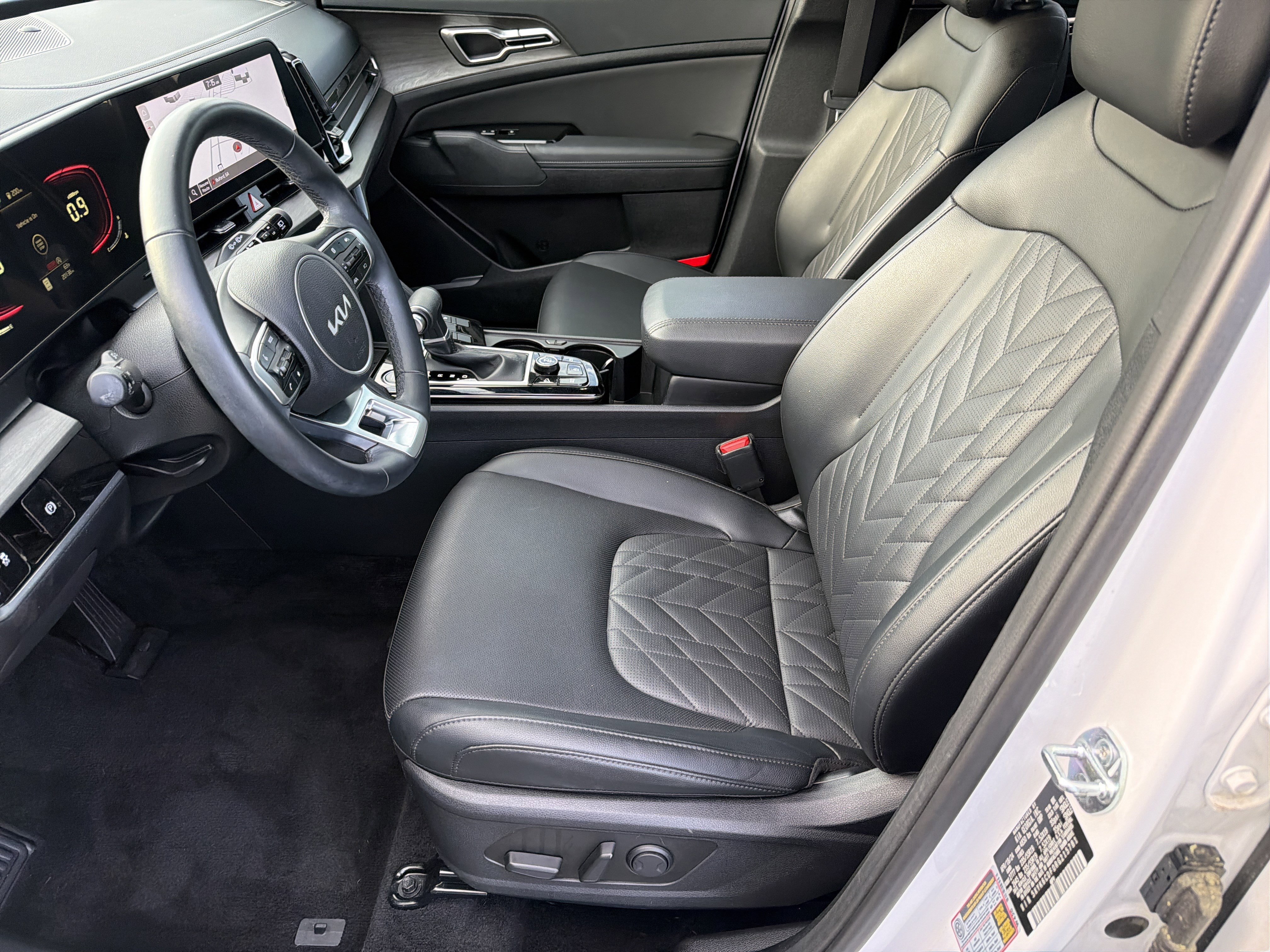 Used 2024 Kia Sportage X-Line w/ X-Line Premium Package AWD/4WD image 7