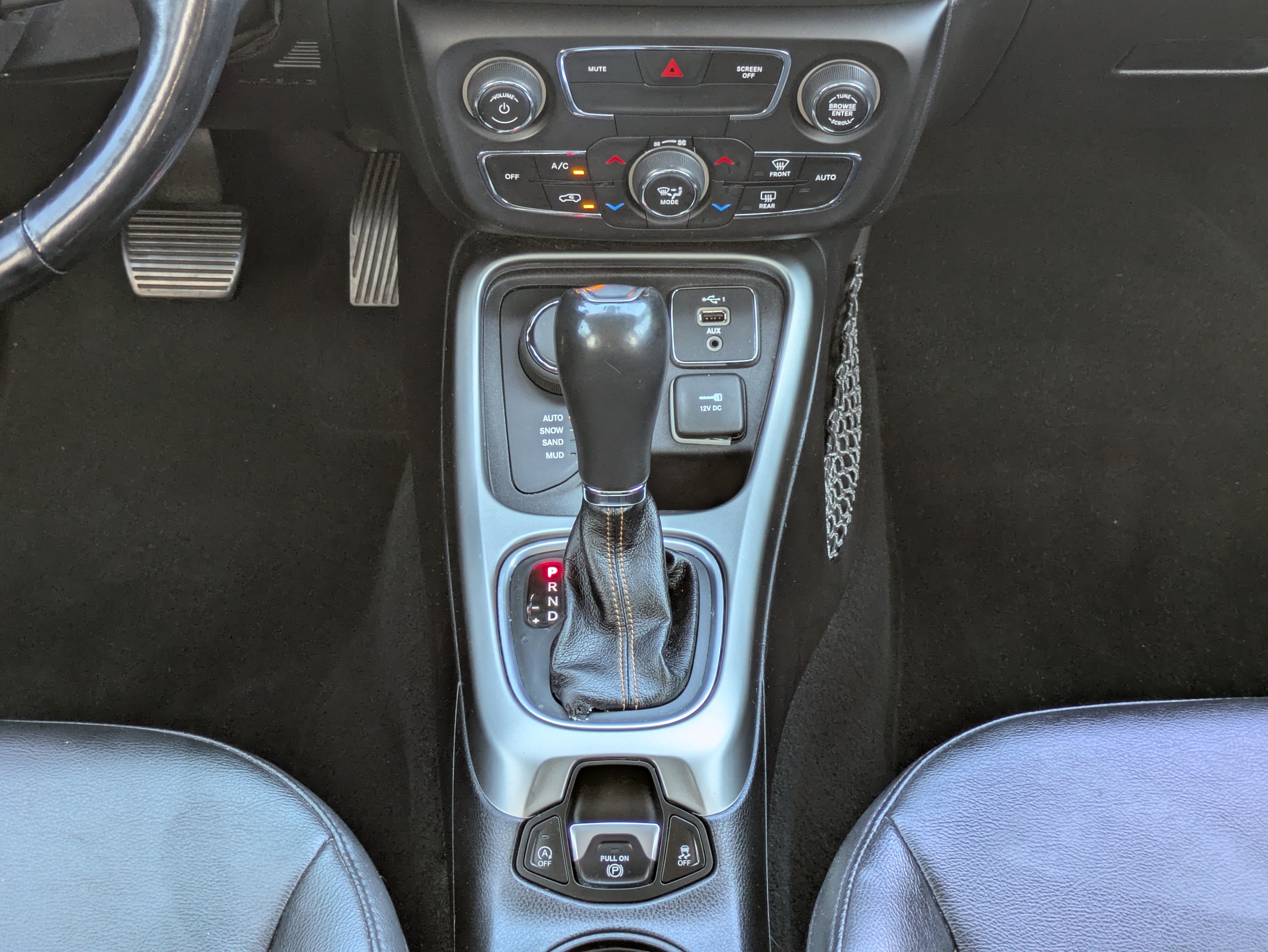 Used 2021 Jeep Compass Latitude w/ Convenience Group AWD/4WD image 19