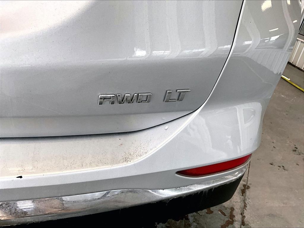 Used 2020 Chevrolet Equinox LT image 28