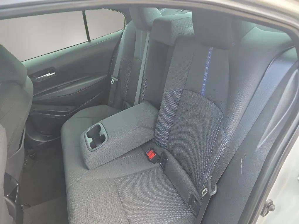 Used 2020 Toyota Corolla SE FWD image 35
