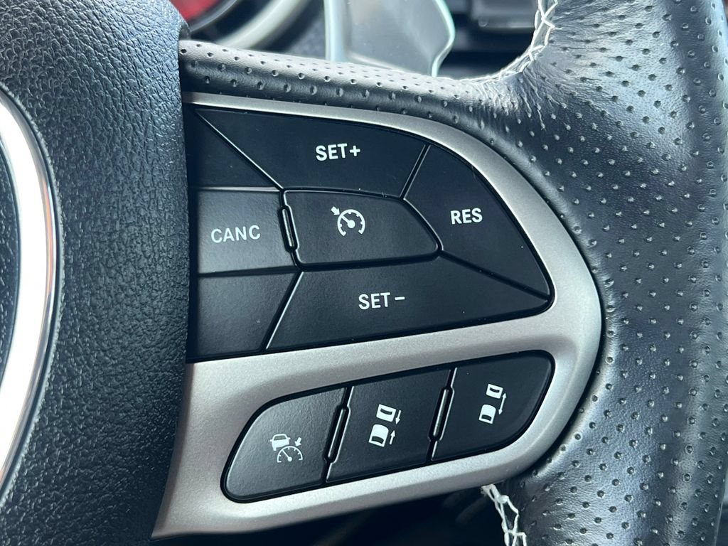 Used 2020 Dodge Challenger SRT Hellcat RWD image 22
