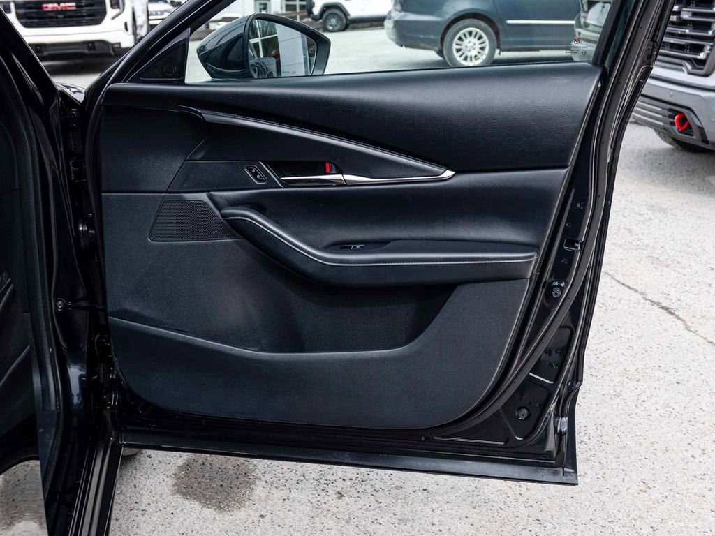 Used 2023 MAZDA CX-30 AWD 2.5 S w/ Preferred Package image 12