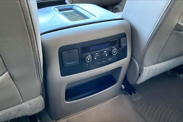 Used 2019 Chevrolet Tahoe Premier AWD/4WD image 10