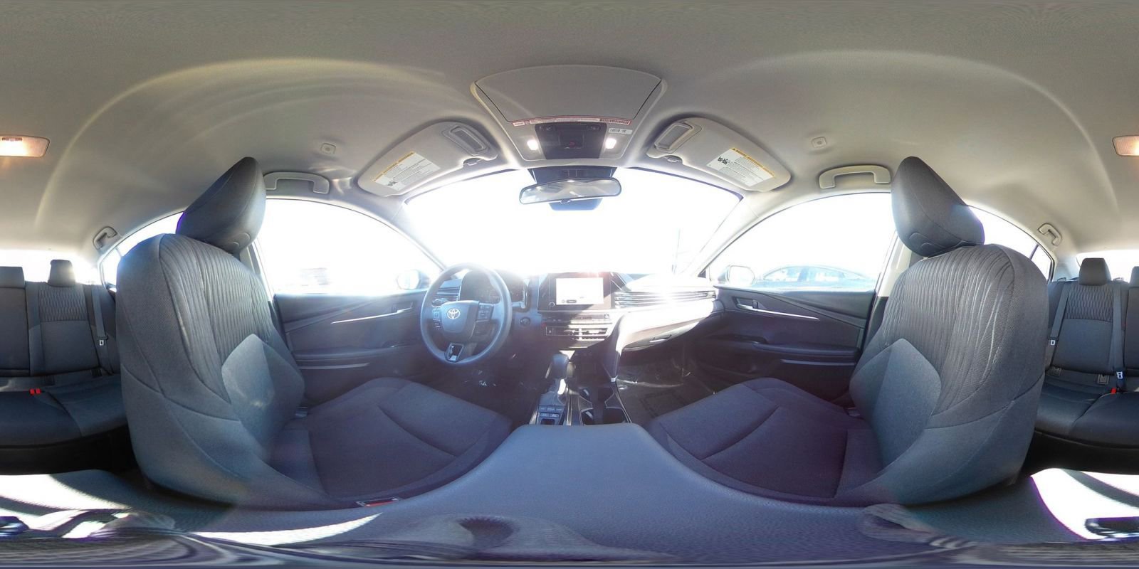 Used 2025 Toyota Camry LE image 38