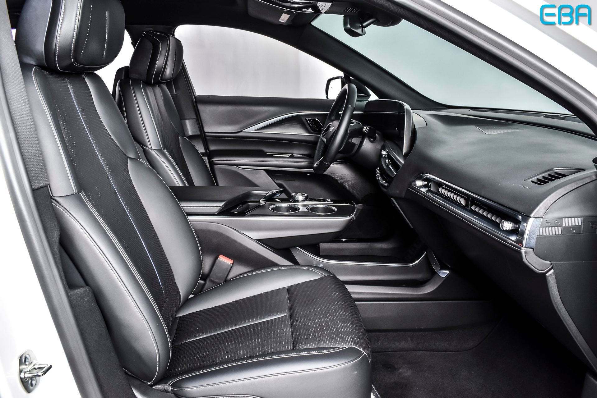 Used 2024 Cadillac Lyriq Luxury RWD image 21