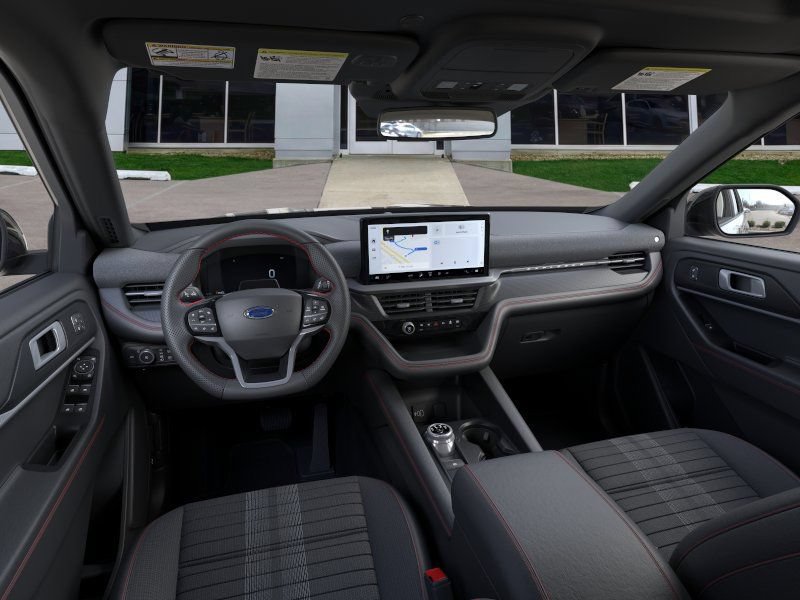 New 2026 Ford Explorer ST-Line w/ ST-Line Street Pack AWD/4WD image 9