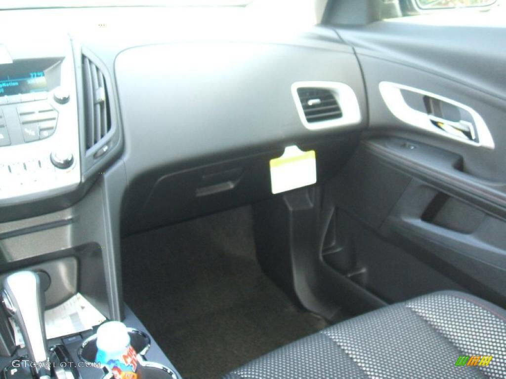 Used 2010 Chevrolet Equinox LT w/ Vehicle Interface Package image 5
