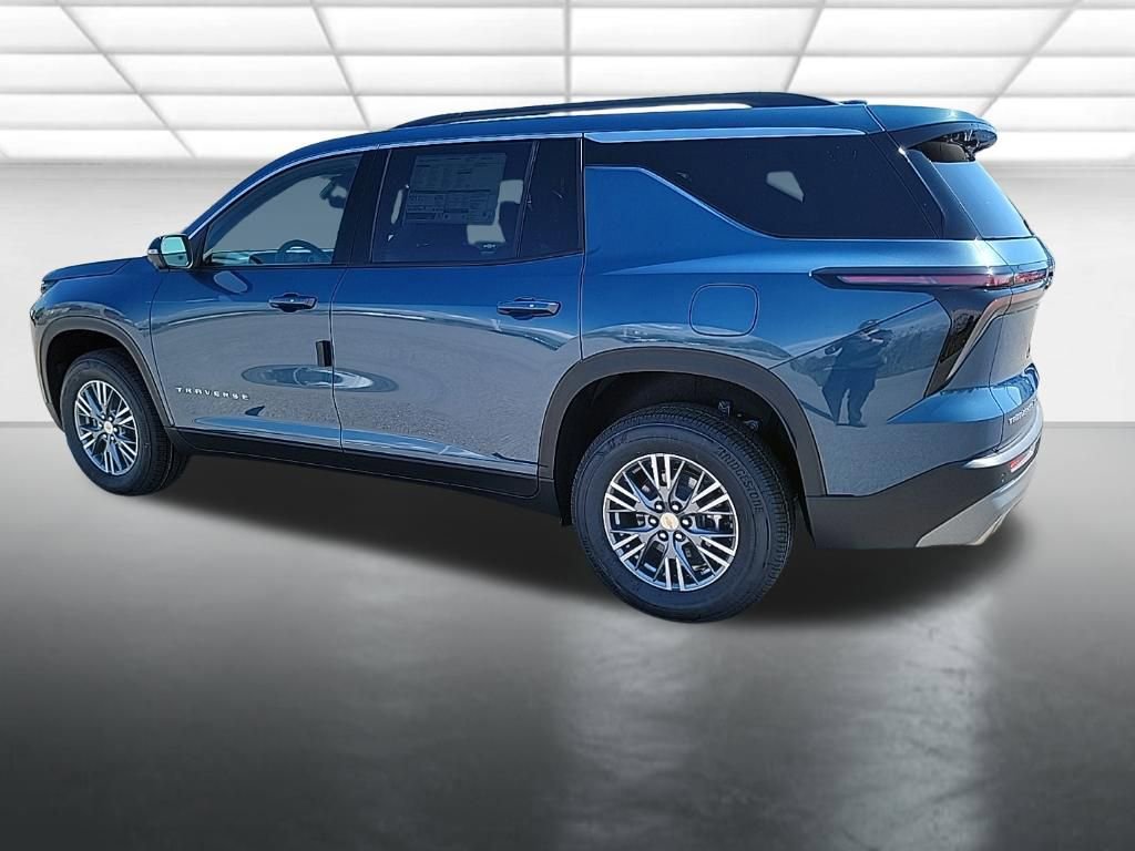 New 2026 Chevrolet Traverse LT w/ Driver Confidence Package AWD/4WD image 4