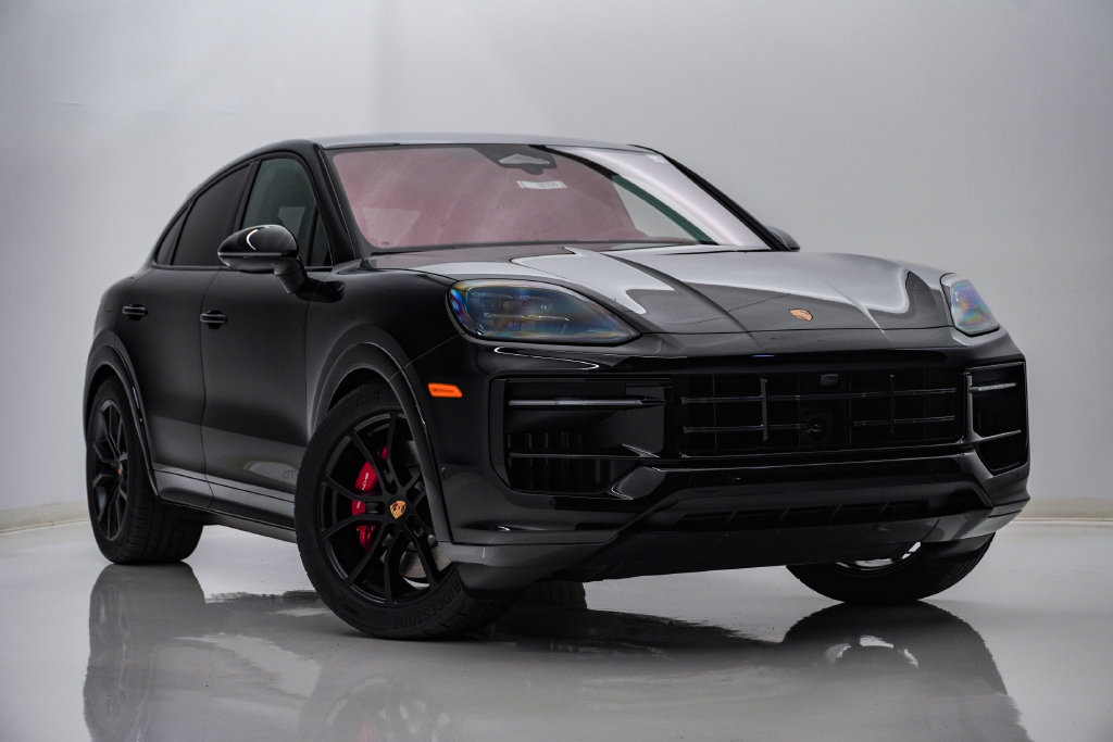 New 2026 Porsche Cayenne GTS AWD/4WD image 8