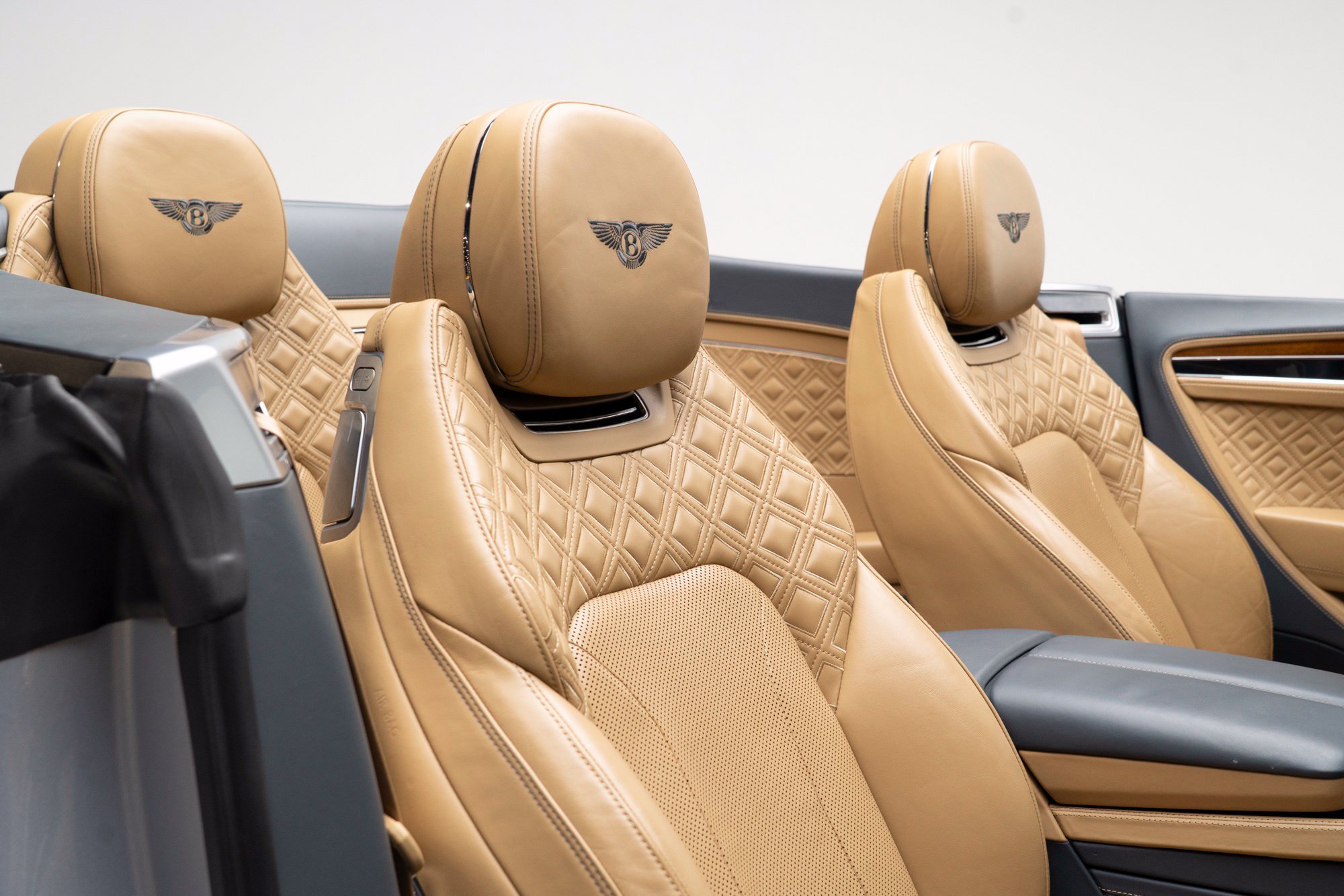 Used 2020 Bentley Continental GT AWD/4WD image 44