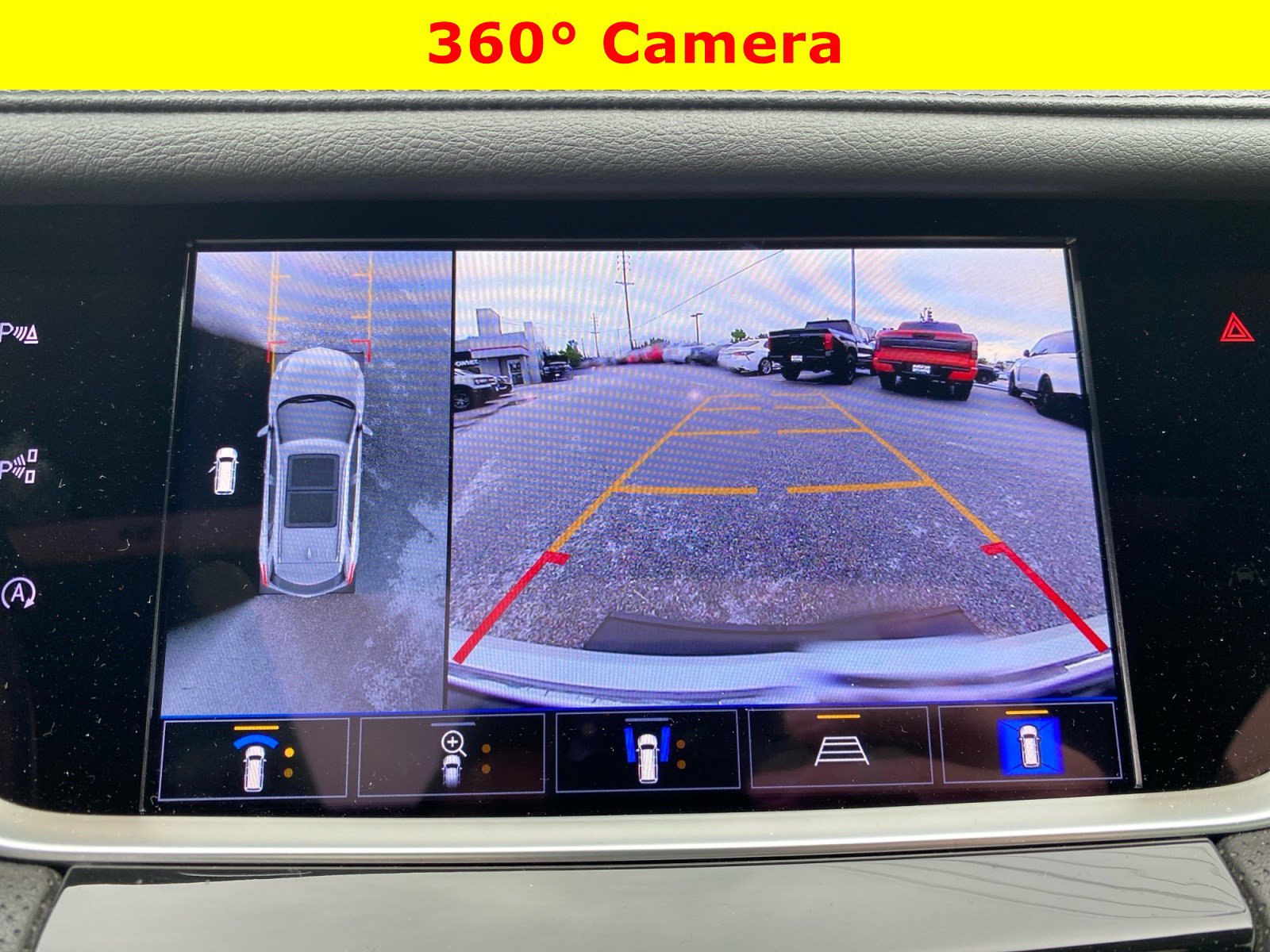 Used 2024 Cadillac XT5 Premium Luxury w/ Technology Package FWD image 34