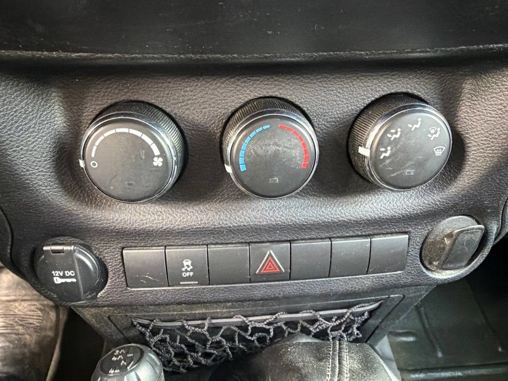Used 2017 Jeep Wrangler Sport AWD/4WD image 17