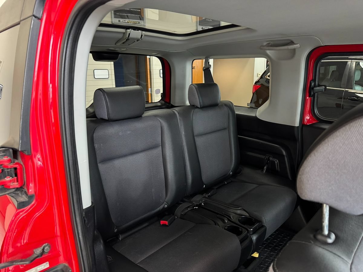 Used 2005 Honda Element EX image 32