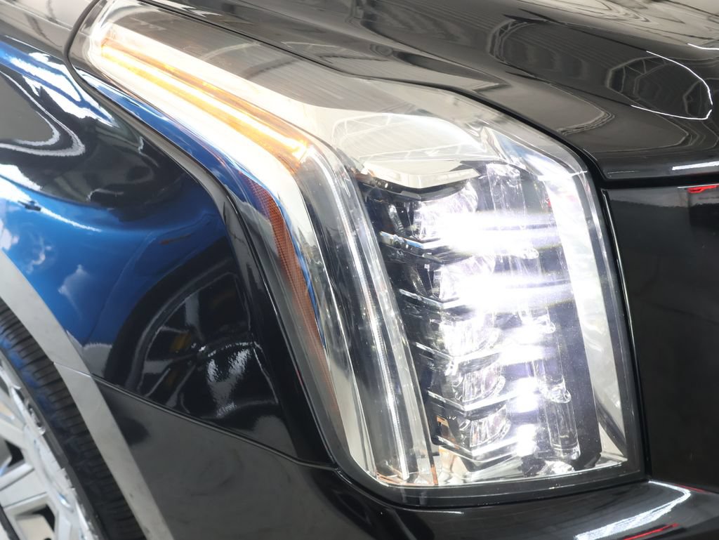 Used 2018 Cadillac Escalade ESV Luxury AWD/4WD image 33