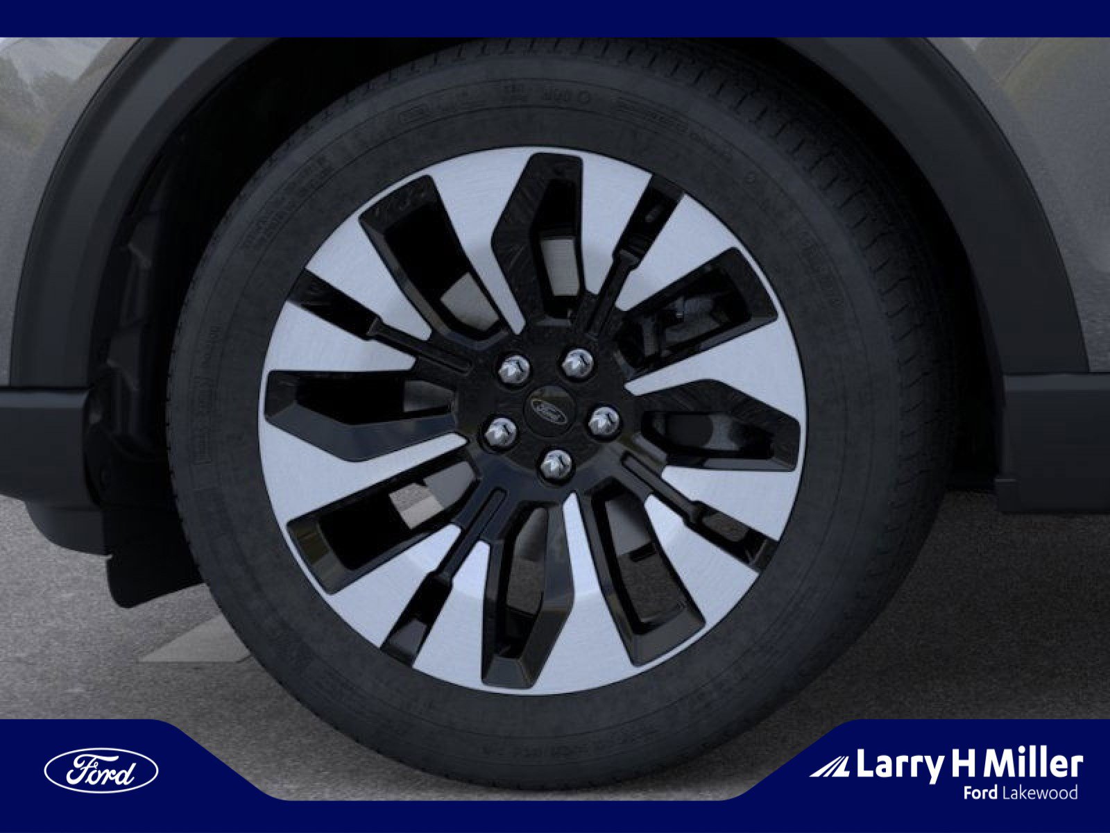 New 2026 Ford Explorer Platinum w/ LUX Leather Package image 19