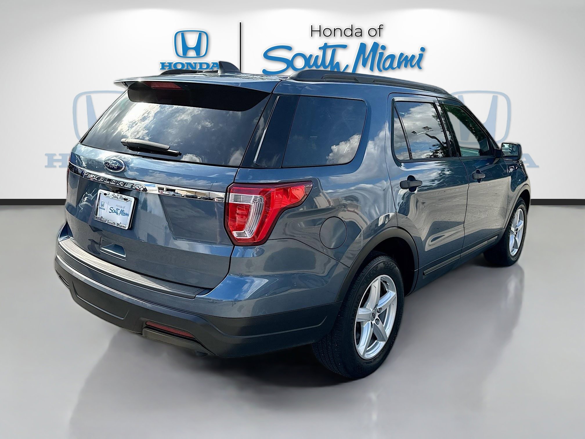 Used 2019 Ford Explorer FWD image 7