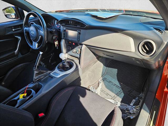Used 2015 Scion FR-S image 19