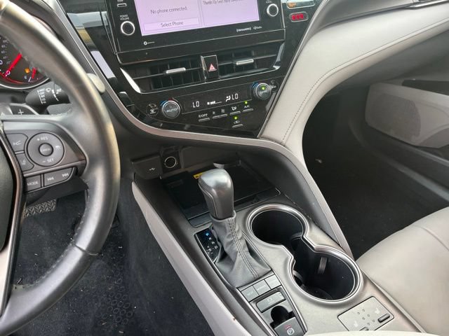 Used 2022 Toyota Camry XSE FWD image 27