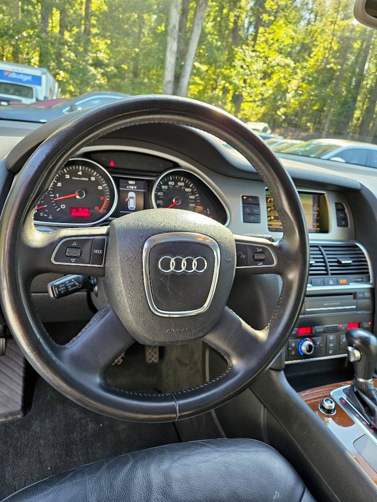 Used 2010 Audi Q7 3.6 Premium Plus w/ Premium Plus Pkg AWD/4WD image 17