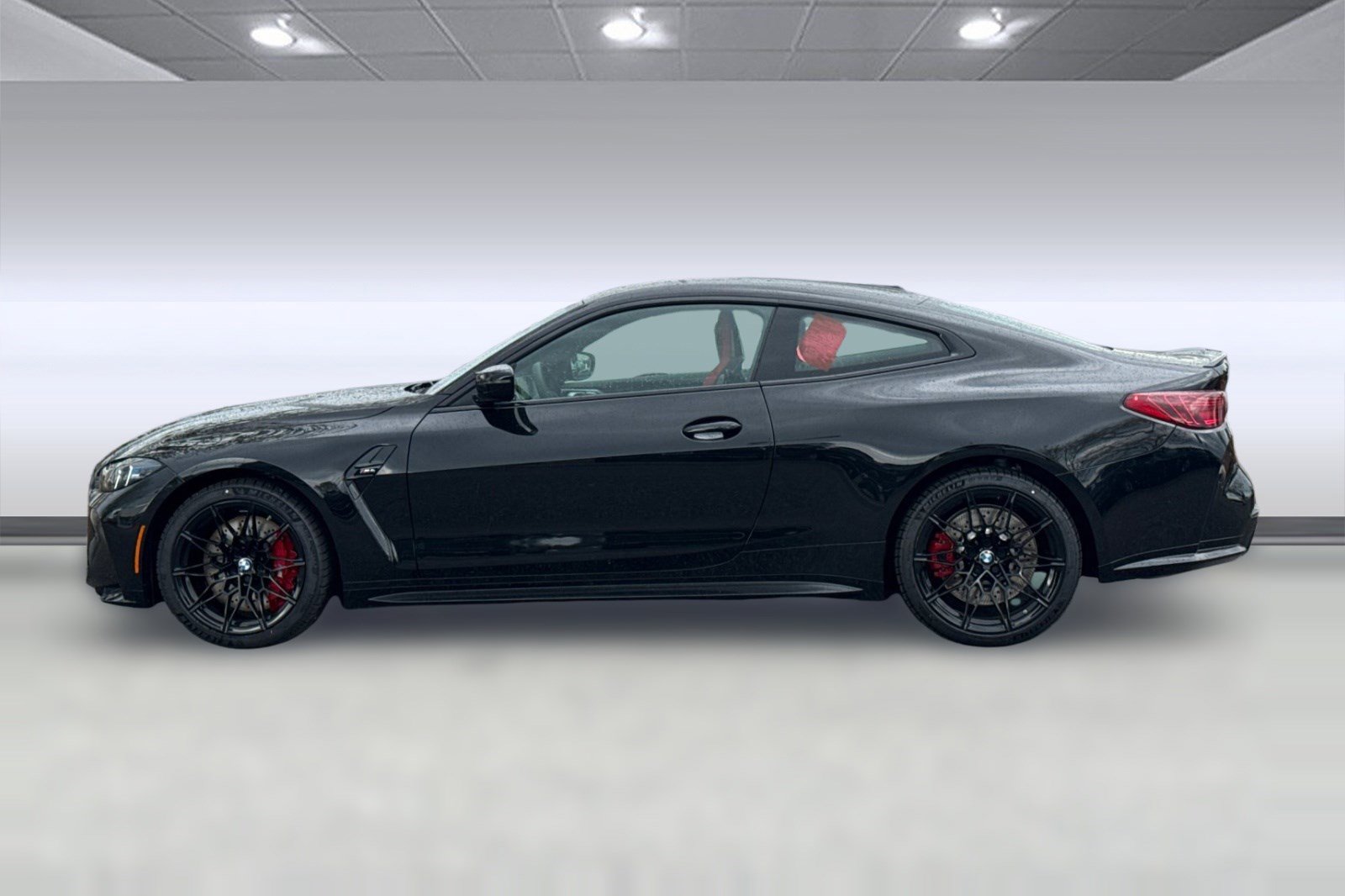 New 2026 BMW M4 Coupe RWD image 2