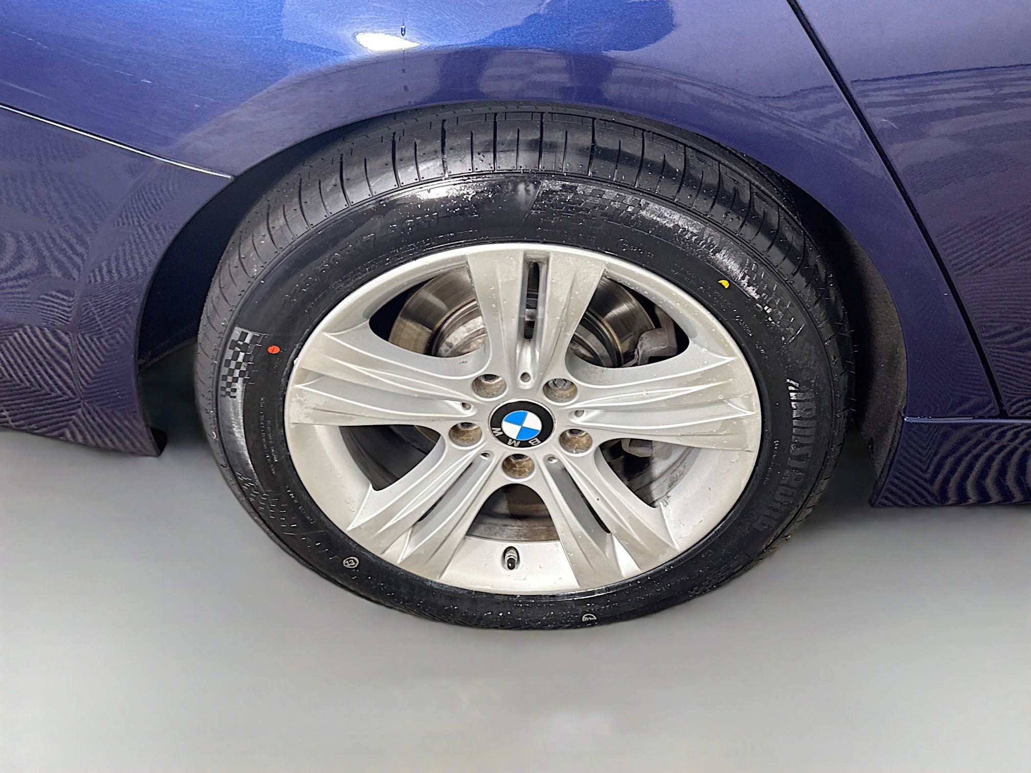 Used 2017 BMW 330e image 33