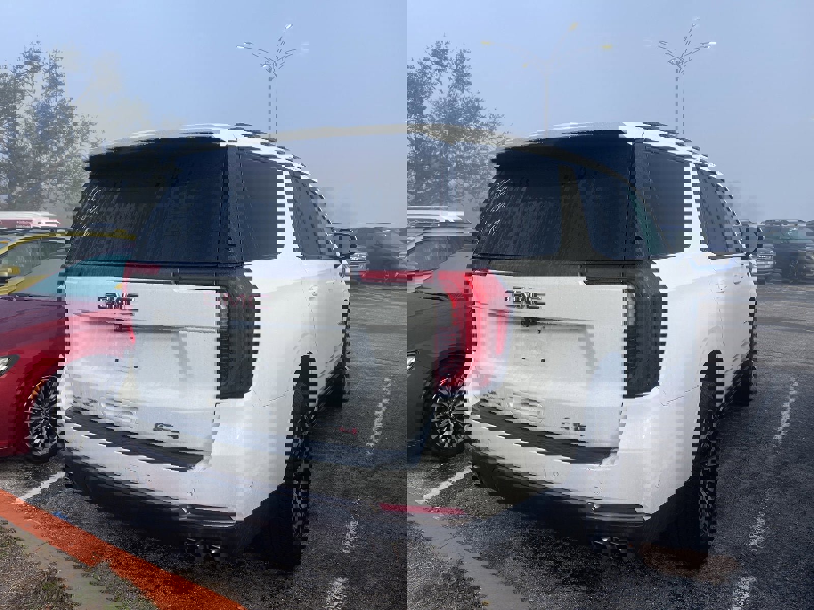 Used 2025 GMC Yukon AT4 Ultimate image 7