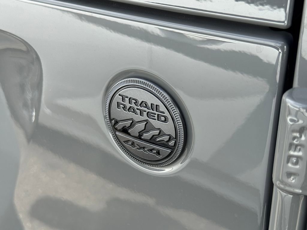 Used 2023 Jeep Wrangler Unlimited Sport image 9