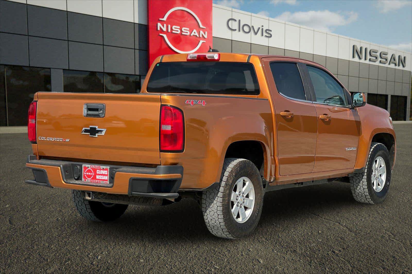 Used 2017 Chevrolet Colorado W/T w/ WT Convenience Package AWD/4WD image 3