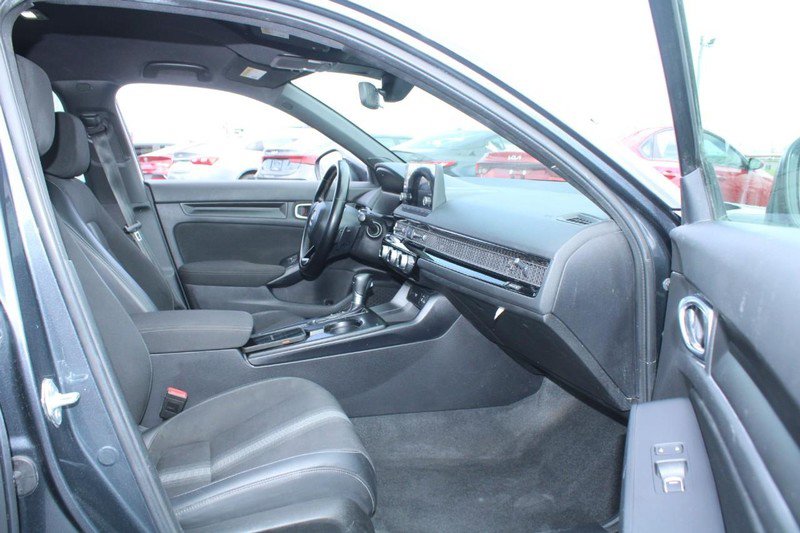 Used 2022 Honda Civic Sport image 11