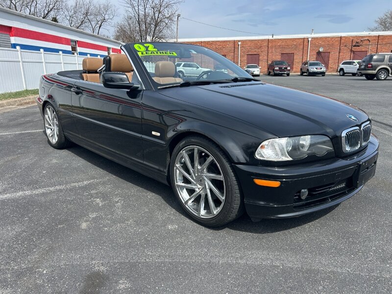 Used 2002 BMW 325Ci Convertible image 1