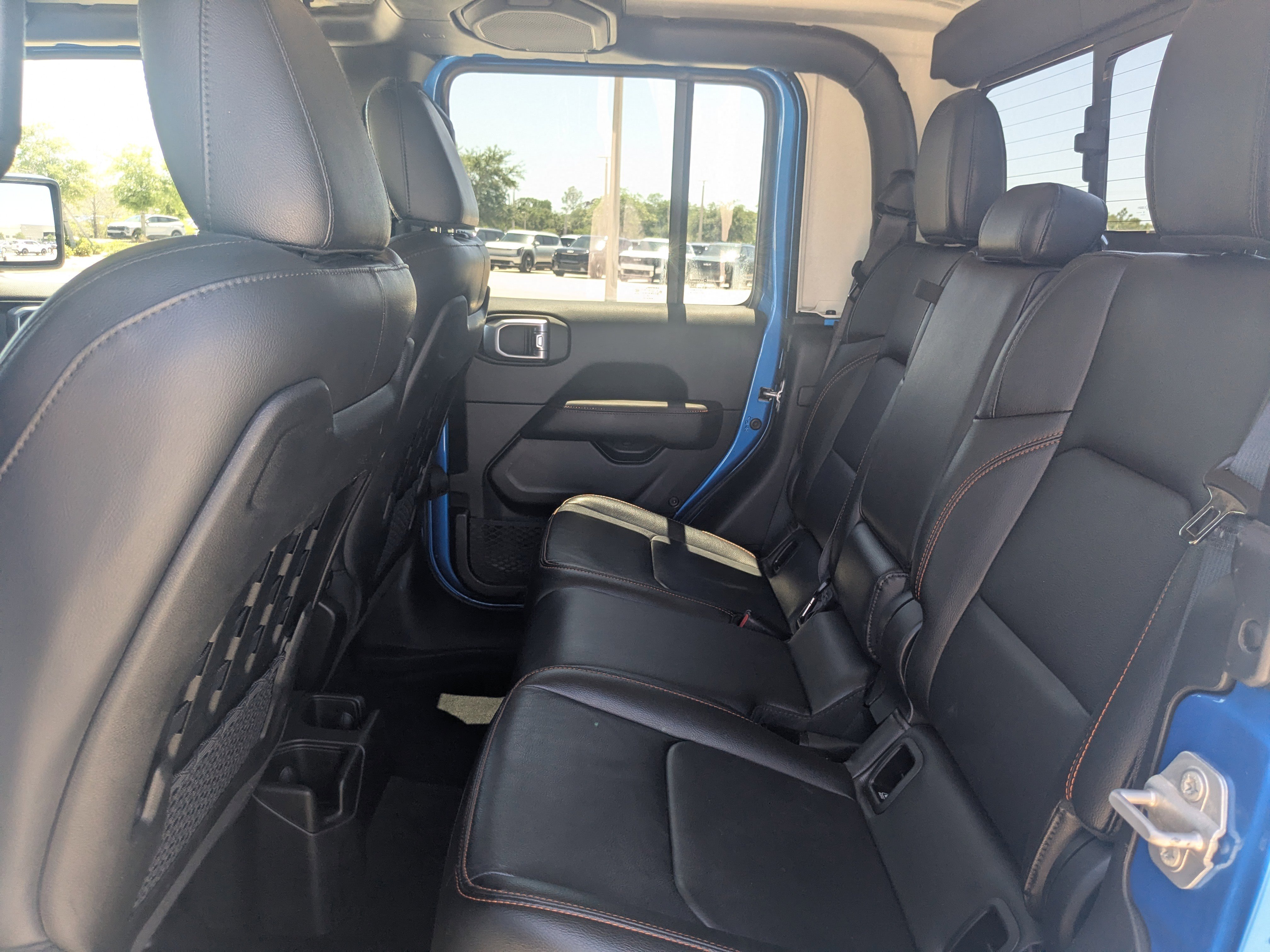 Used 2022 Jeep Gladiator Mojave w/ Cold Weather Group image 16