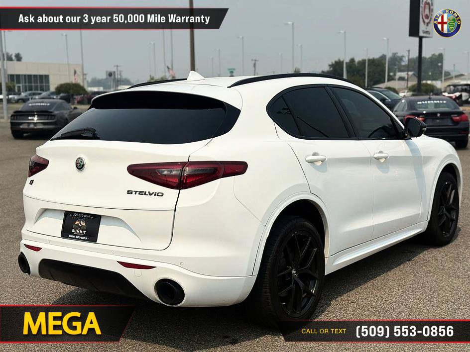 Used 2020 Alfa Romeo Stelvio Ti w/ Nero Edizione AWD/4WD image 9