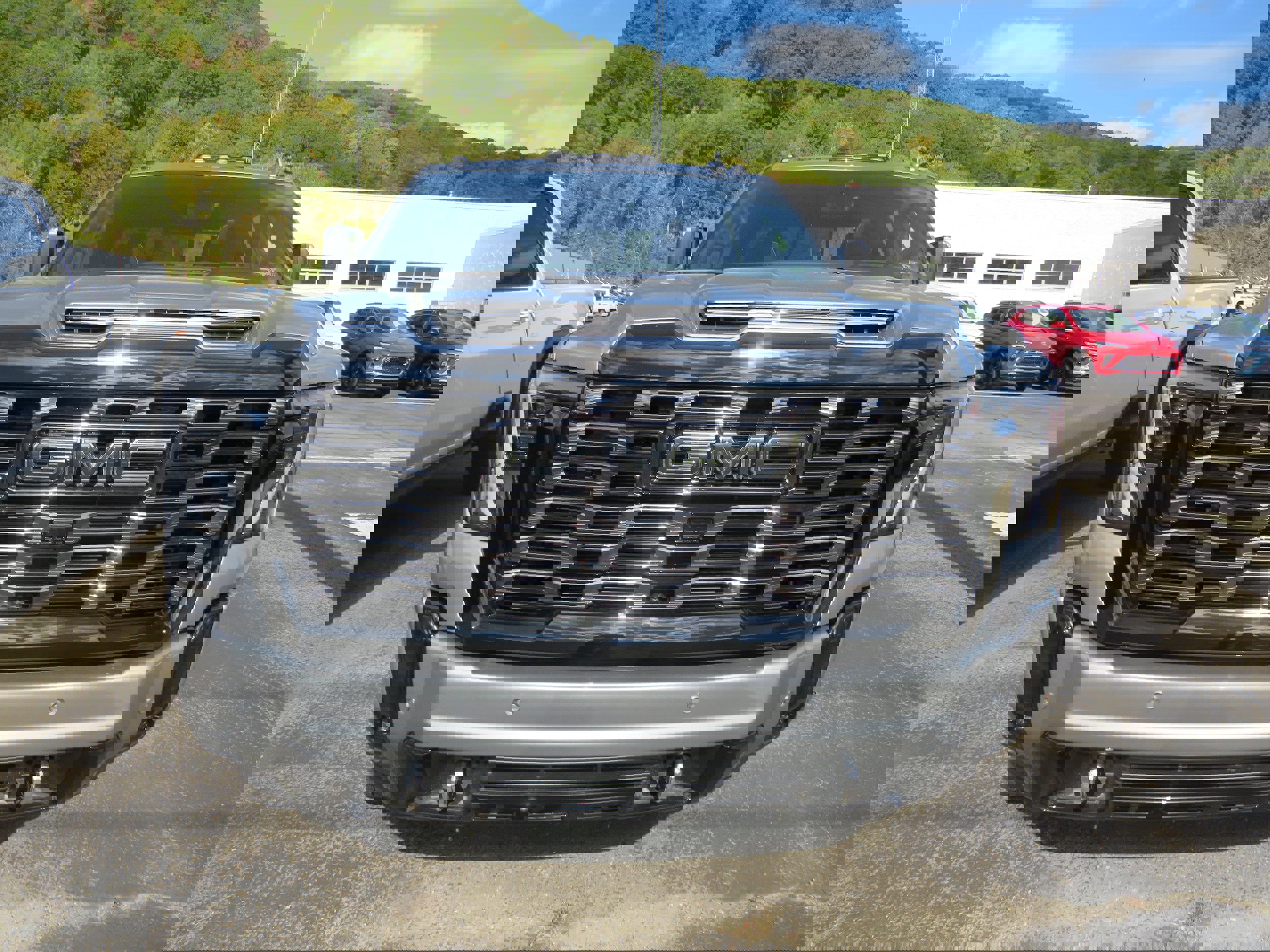 New 2025 GMC Sierra 2500 Denali Ultimate image 2