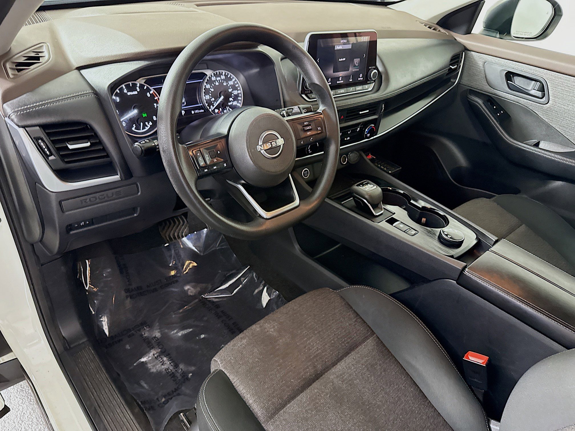 Used 2022 Nissan Rogue S AWD/4WD image 23