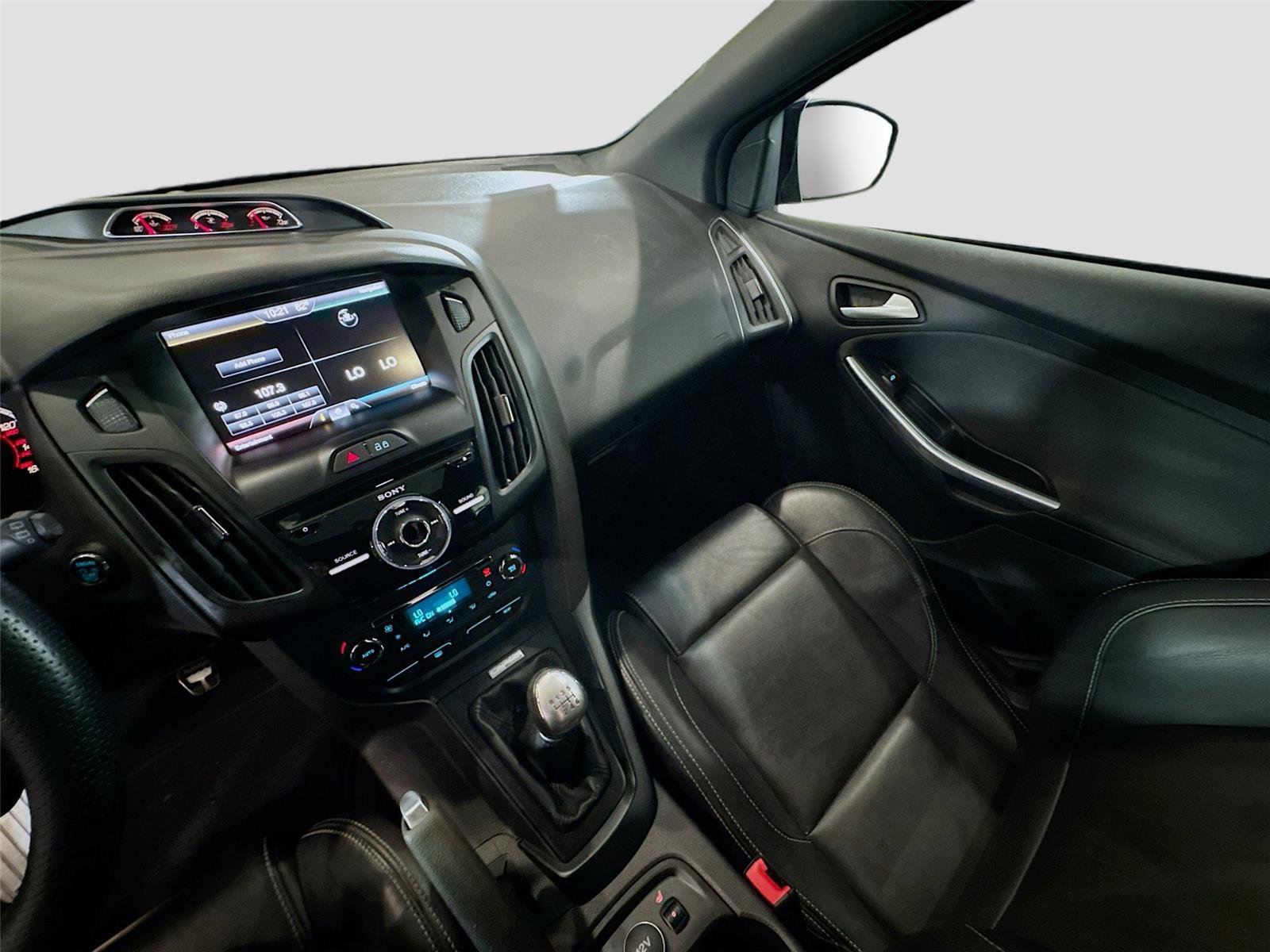 Used 2014 Ford Focus ST w/ Equipment Group 202A FWD image 8
