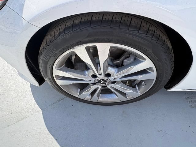 Used 2019 Mercedes-Benz C 300 Sedan w/ Premium Package image 11