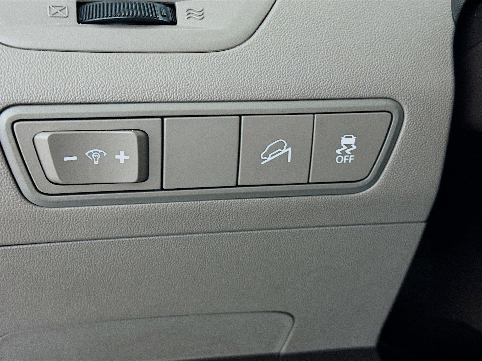 Used 2011 Hyundai Tucson Limited image 17