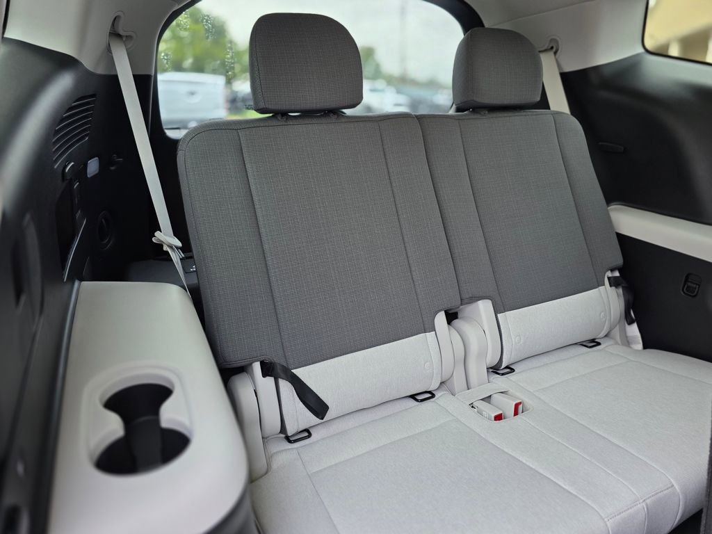 New 2026 Hyundai Ioniq 9 SE image 19