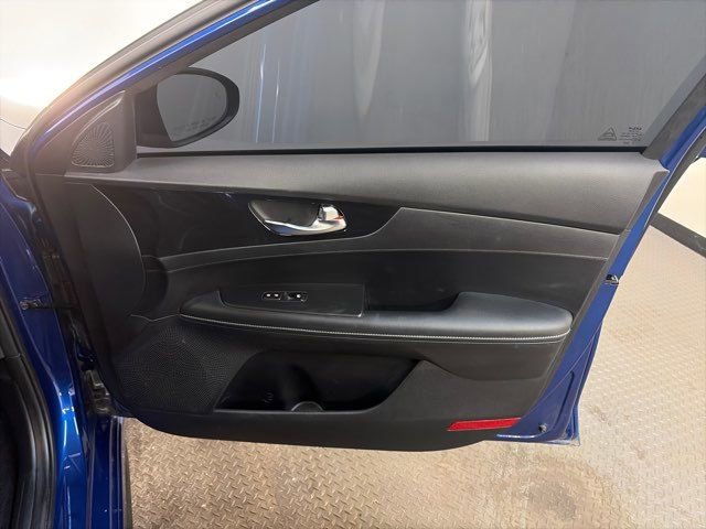 Used 2024 Kia Forte GT-Line image 33