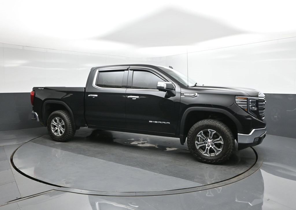 Used 2024 GMC Sierra 1500 SLT image 17
