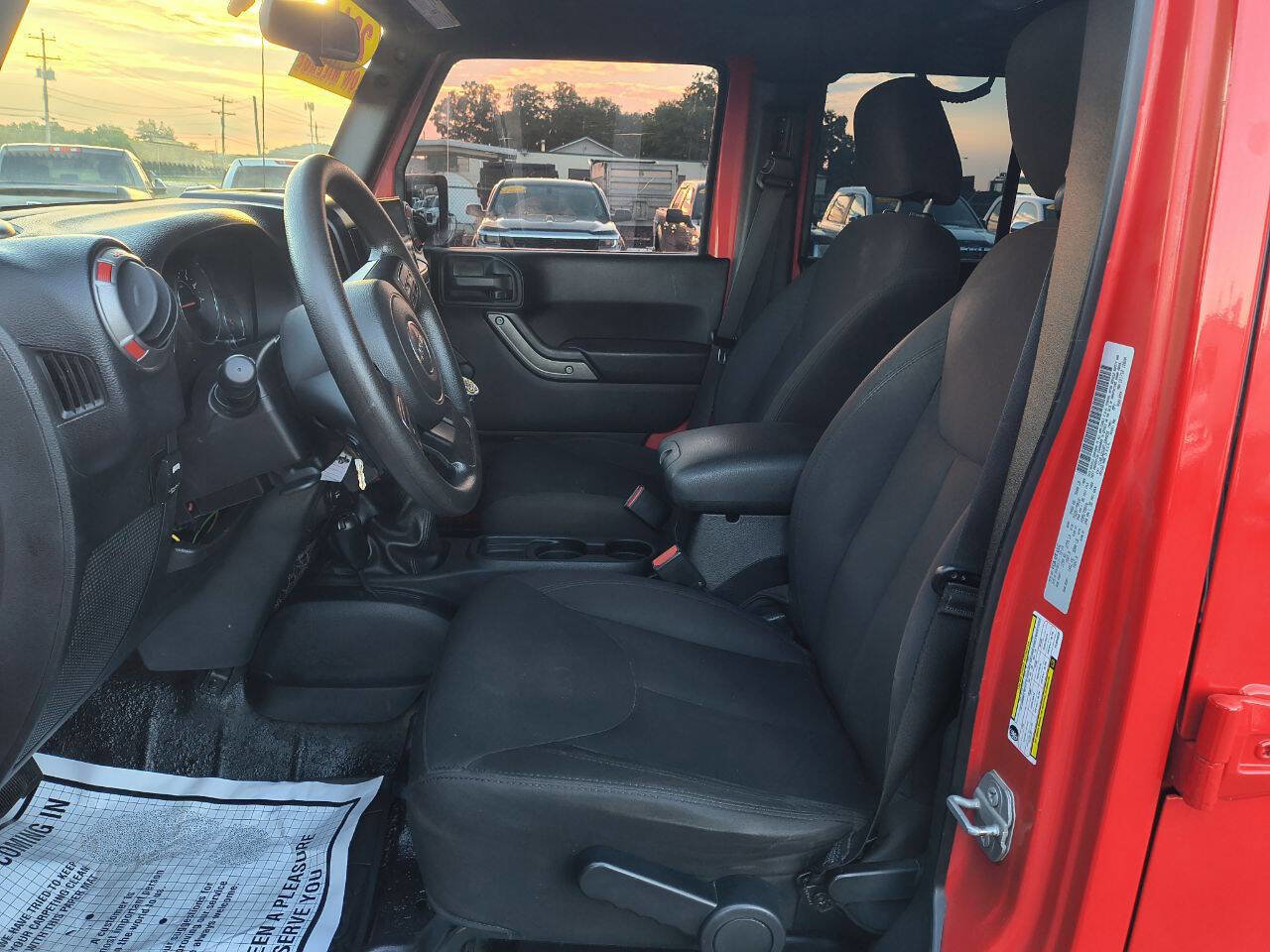 Used 2015 Jeep Wrangler Unlimited Sport image 11