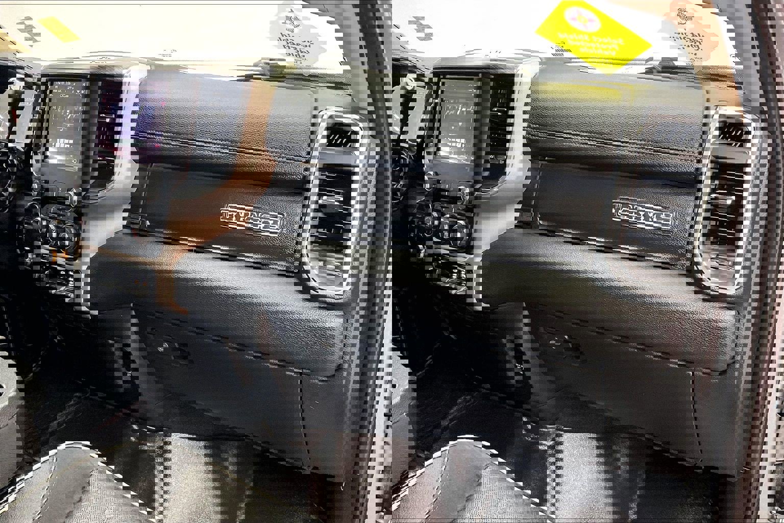 Used 2020 RAM 2500 Laramie image 15