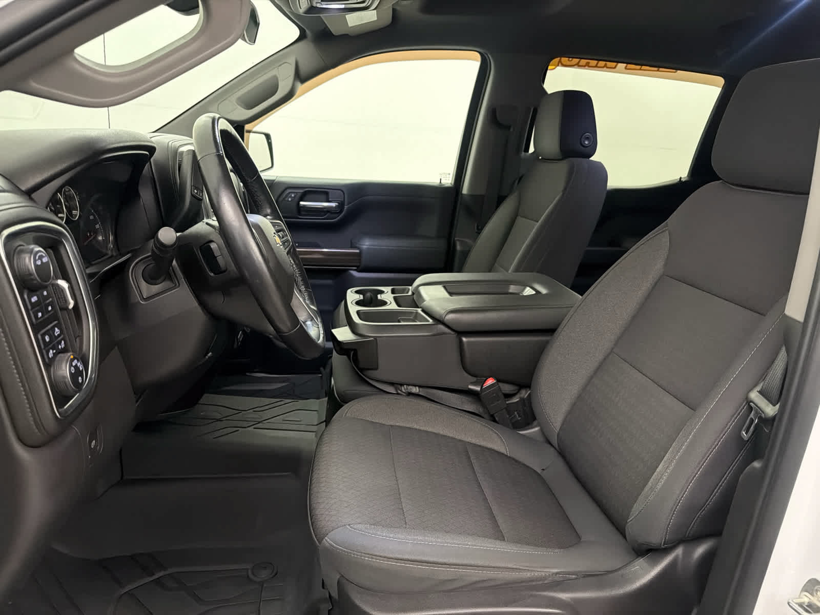 Used 2020 Chevrolet Silverado 1500 LT w/ All-Star Edition AWD/4WD image 14