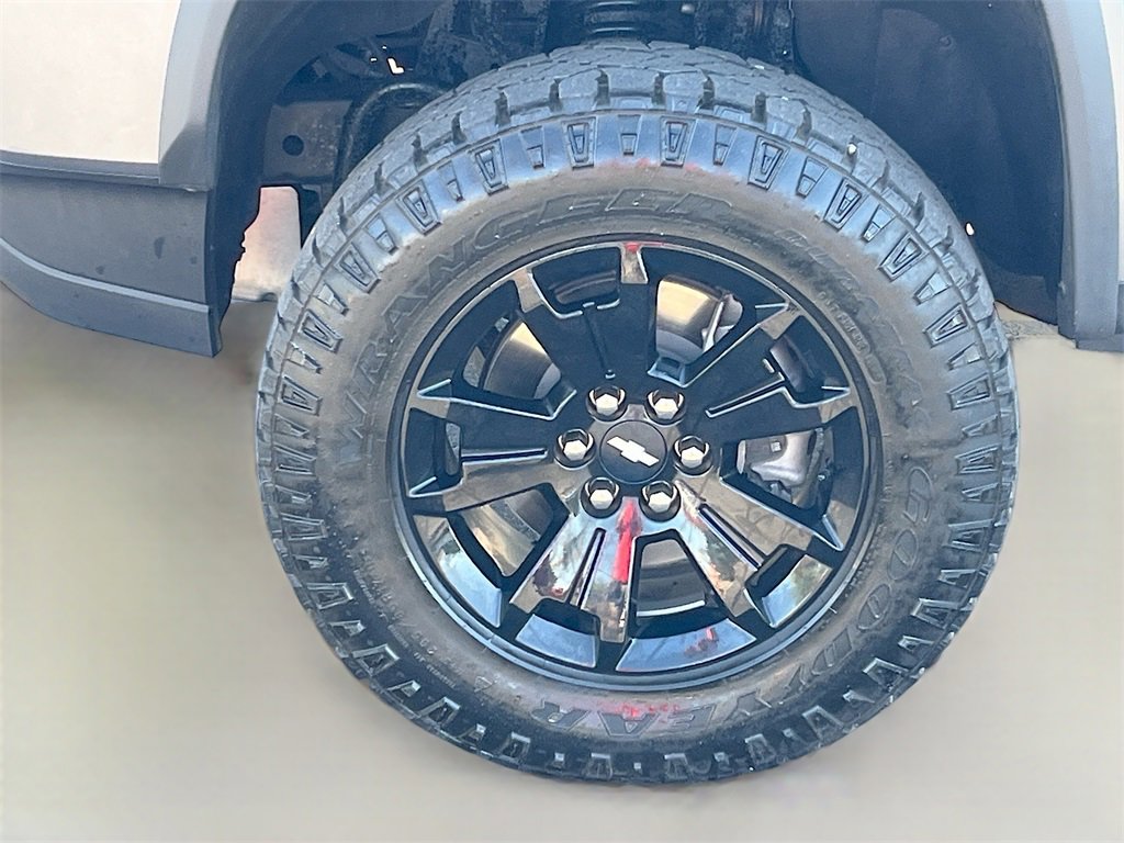 Used 2022 Chevrolet Colorado ZR2 w/ ZR2 Dusk Special Edition image 29